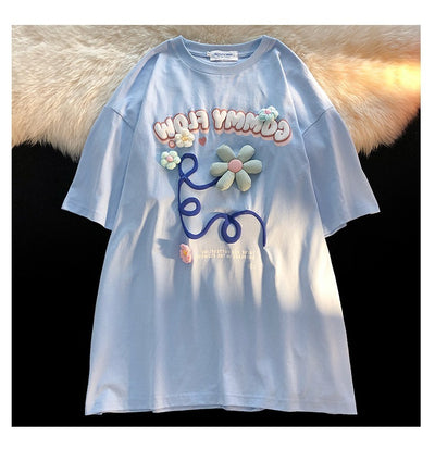 Playera Estampada con Letras Florales y Espuma - Image 2