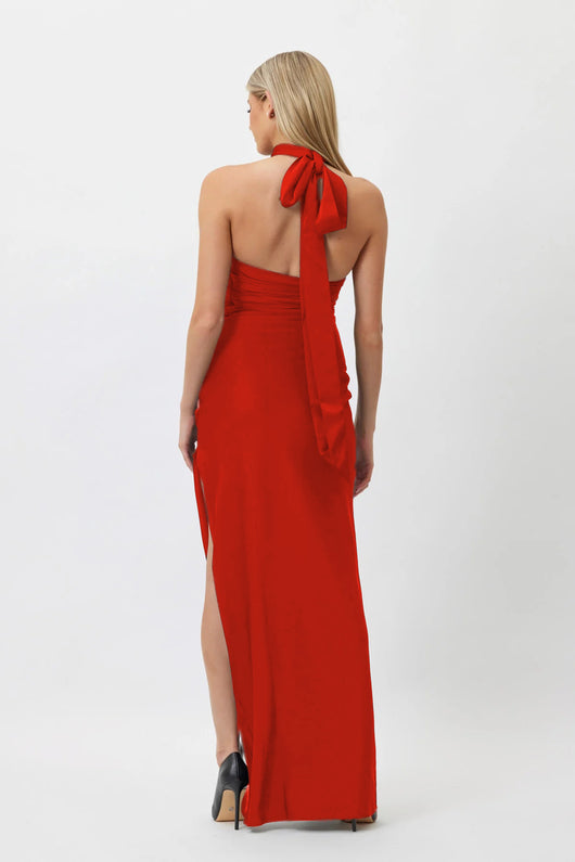 Vestido Largo Blanco con Halter Floral de Diseño Elegante - Image 24