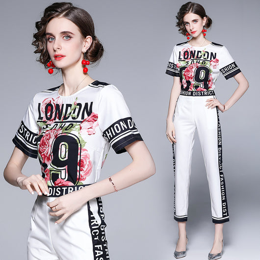 Conjunto Estampado Slim: Remera y Pantalón Capri - Image 5