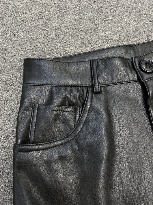 Shorts de Cuero Talle Alto para Mujer - Diseño Casual y Versátil - Image 16