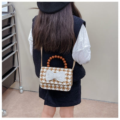 Bolso Crossbody Cuadros Marrones con Detalle Pearl - Image 25