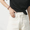 Shorts de Mezclilla Beige con Flecos Versátiles para Mujer