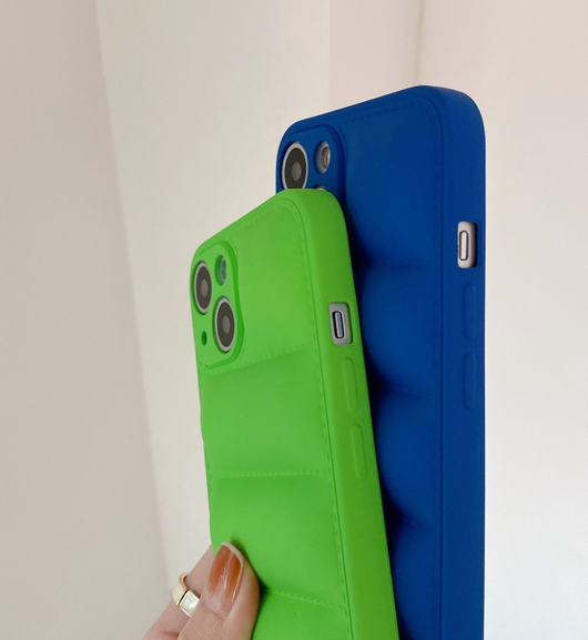 Funda Protectora Acolchada de Silicona para Teléfono - Image 2
