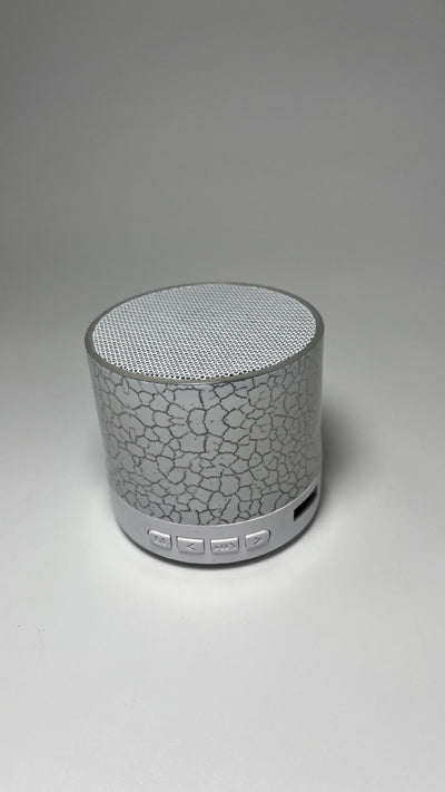 Parlante Bluetooth Portátil A9 Mini con Subwoofer y Luz LED - Image 8
