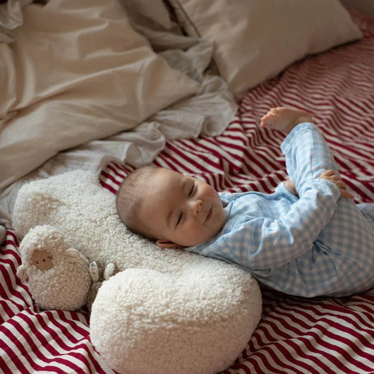 Almohada Infantil de Lana Merino con Letras ABC26 - Image 5