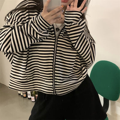 Sudadera Holgada a Rayas con Estilo Relajado - Image 5