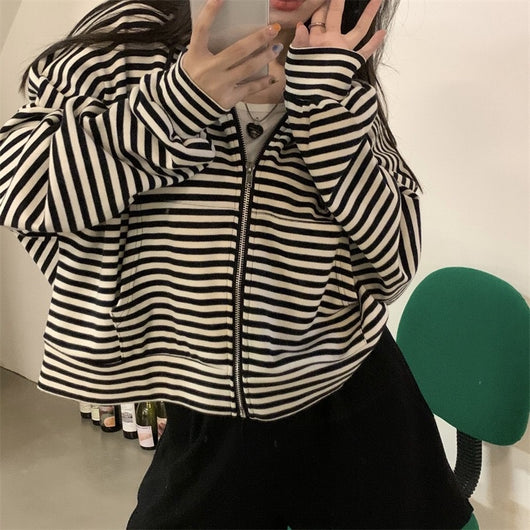 Sudadera Holgada a Rayas con Estilo Relajado - Image 5