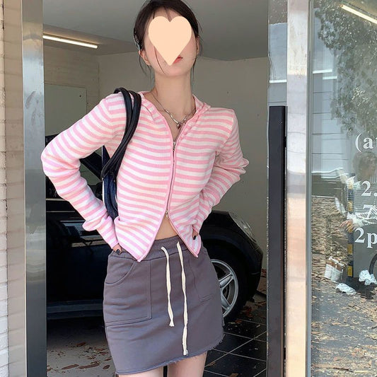 Cardigan Tejido a Rayas con Capucha y Mangas Largas
