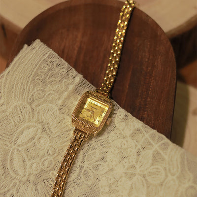 Reloj Vintage para Mujer con Detalles en Cobre - Estilo Clásico Atemporal