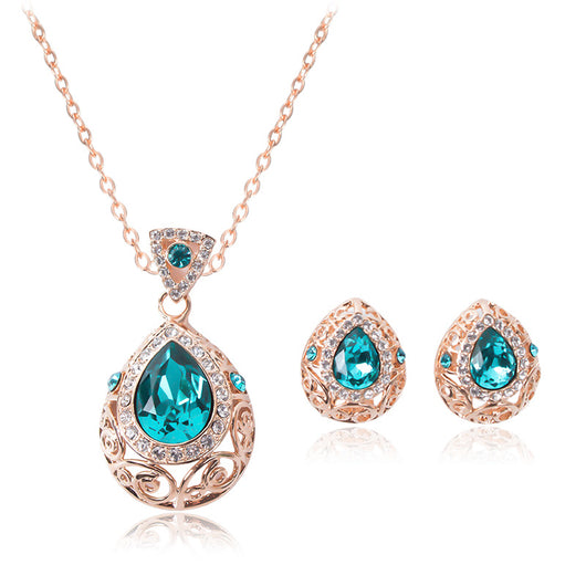 Conjunto de Joyas con Patrón Calado - Image 11