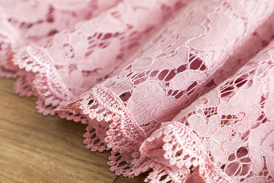 Vestido Infantil con Encaje Bordado, Tirantes y Espalda Decorativa - Image 11