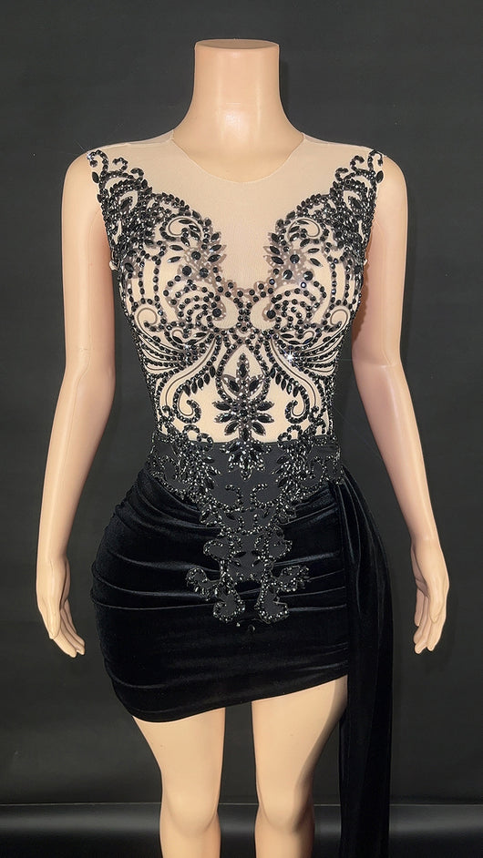 Vestido de Noche Elegante con Cola Lateral para Cantantes y Eventos - Image 15