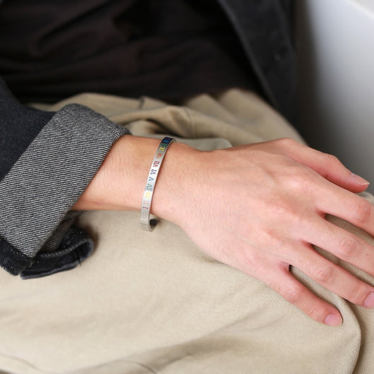 Pulsera de Acero Titanio con Números Romanos para Parejas - Image 3