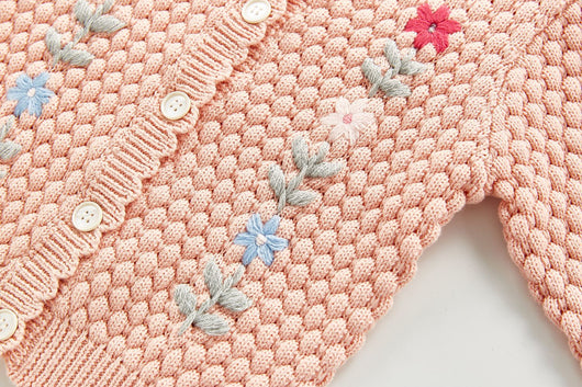 Cardigan Bordado a Mano - Chaqueta Versátil para Cualquier Ocasión - Image 3
