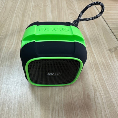 Parlante Bluetooth Portátil con Luces LED para Exteriores - Image 8