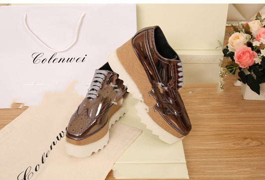 Zapatos para Mujer con Plataforma Tallada Impermeable y Cuña - Image 2