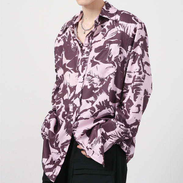 Camisa Estilo Coreano con Hombreras y Estampado Gráfico Moderno