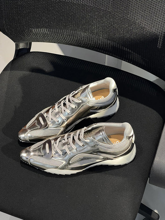 Zapatillas Deportivas de Entrenamiento con Suela Elevada y Diseño Moderno - Image 10