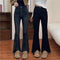 Calça Jeans Plus Size Feminina com Detalhes Vazados e Franjas