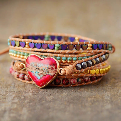 Pulsera Étnica Multicapa de Piedras Naturales con Trenzado y Detalles de Amor - Image 10