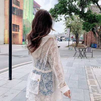Chaqueta Coreana Encaje Protección Solar con Capucha y Cintura Ajustable - Image 9