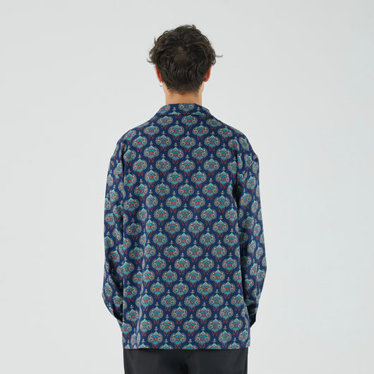 Camisa Retro Morphed Flor de Marañón Cuello Cubano para Hombre - Image 7