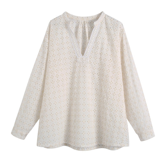 Conjunto Elegante de Blusa y Shorts con Bordado Calado - Image 13