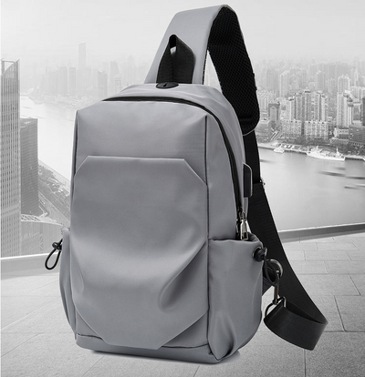 Bolsa de Pecho Impermeable con Carga USB - Diseño Plegable - Image 6