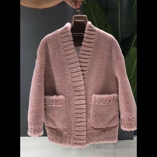 Abrigo de Pelaje Corto para Mujer - Elegancia y Calidez