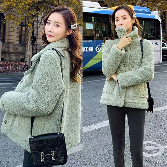 Chaqueta Versátil de Borrego y Piel para Mujer - Image 2
