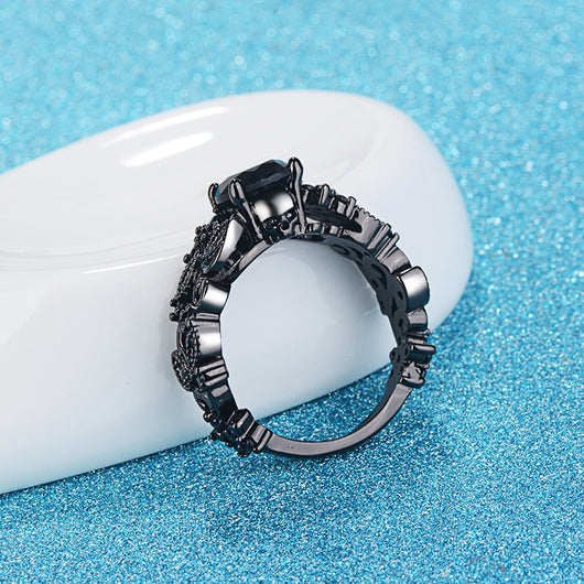 Anillo Punk Chapado en Oro Negro con Circón Negro Incrustado - Image 14