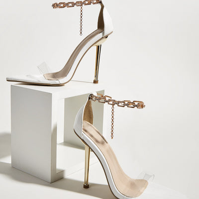Sandalias Stiletto con Tacón Puntiagudo y Detalles de Cristales Brillantes - Image 9