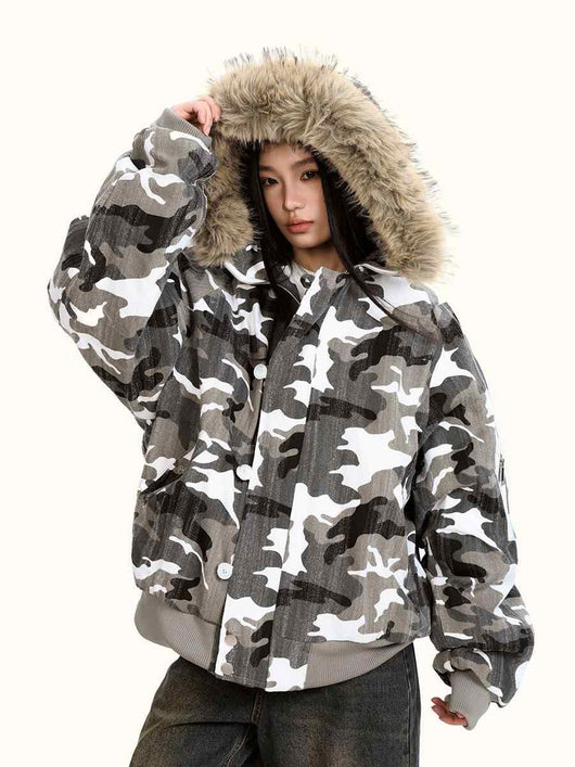 Chaqueta Acolchada de Algodón con Cuello de Pelaje y Diseño Camuflaje Retro - Image 3
