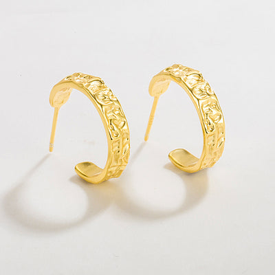 Aretes de Plata Pura Diseño C Minimalista - Elegancia Atemporal - Image 3