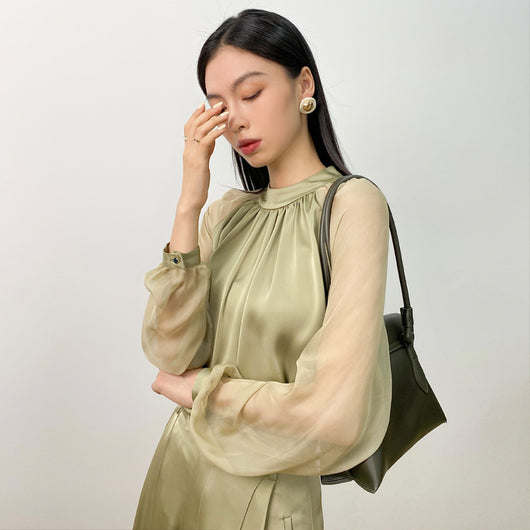 Blusa Elegante Manga Larga Semitransparente con Cuello Halter - Image 2