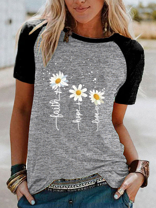 Playera Estampada Tres Margaritas de Manga Corta - Image 3