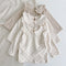 Blusa Infantil a Cuadros con Detalle Floral para Niña