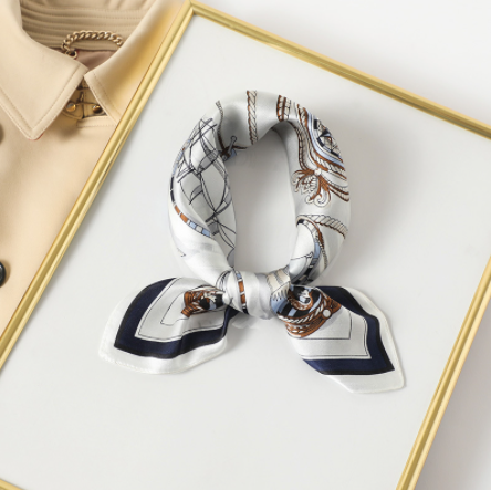 Pañuelo de Seda Cuadrado para Mujer - Diseño Estampado Versátil Primavera Verano - Image 37