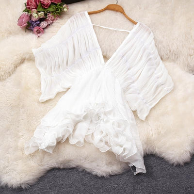 Blusa Elegante de Chifón con Mangas Onduladas y Escote en V