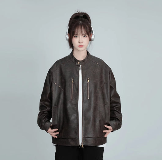 Chaqueta de Cuero PU Estilo Retro con Remaches - Diseño Vintage Desgastado - Image 5