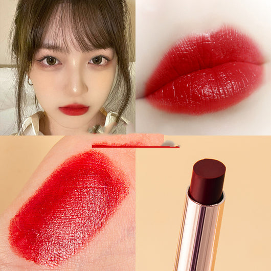Labial Velvet Mate Hidratante Tubo Dorado - Cobertura Sedosa - Image 5