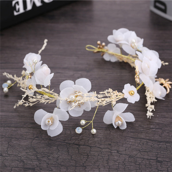 Tocado de Novia con Flores Secas de Gypsophila y Accesorios Forestales