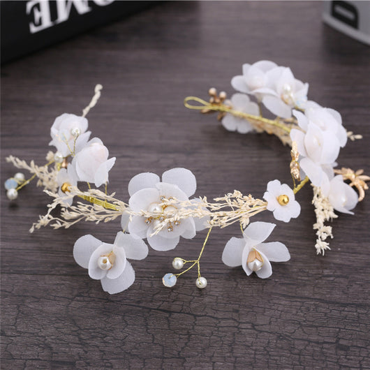 Tocado de Novia con Flores Secas de Gypsophila y Accesorios Forestales
