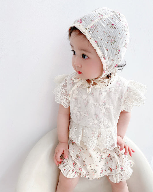 Conjunto Elegante Pelele Princesa de Encaje con Gorro