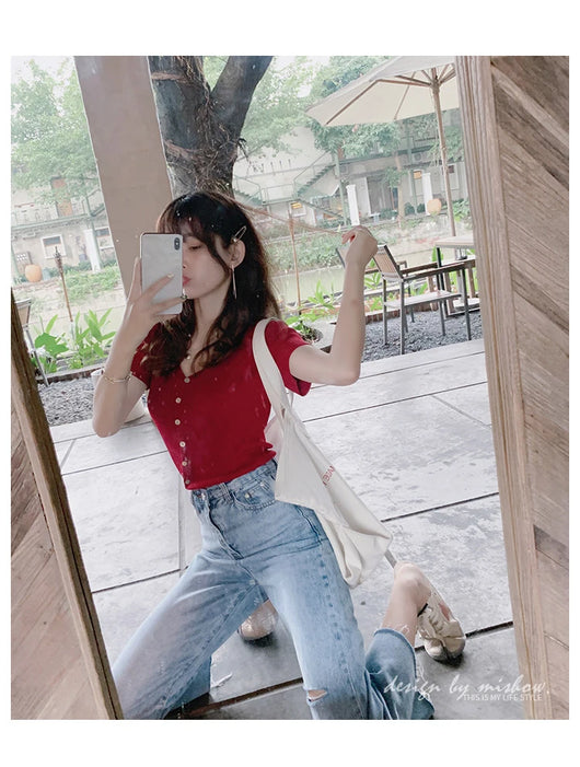 Conjunto Coreano Verano: Short Ajustado + Blusa Escote V - Image 30