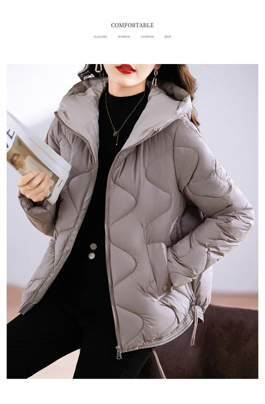 Abrigo Acolchado Estilo Occidental con Capucha para Mujer - Diseño Slim Fit - Image 27
