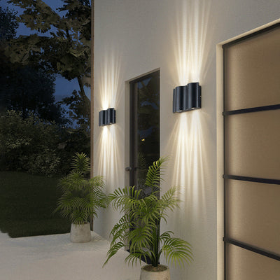 Foco LED Exterior Bidireccional Impermeable de Diseño Moderno