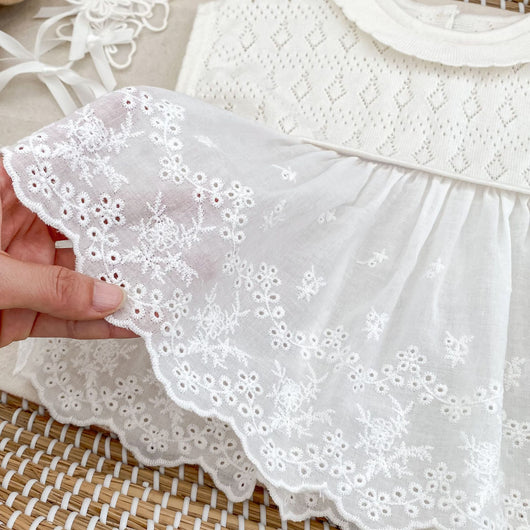 Blusa Tejida Calada sin Mangas con Encaje Flowy - Image 17