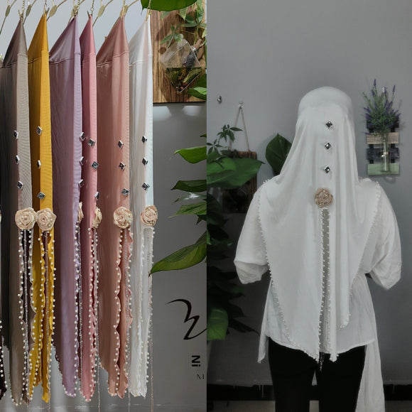 Pañuelo Grande de Gasa Suave con Bordes Ondulados en Tonos Rosados