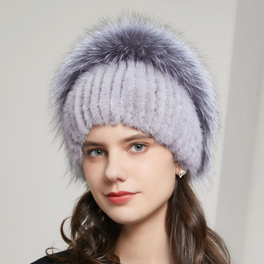 Gorro Tejido de Invierno para Mujer con Pedrería y Pelaje de Zorro - Image 3